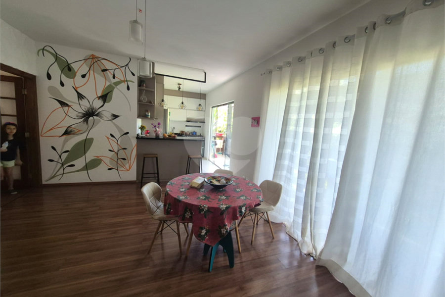 Casa à venda com 4 quartos, sendo 1 suíte, em Chácara Arantes, Mairiporã, SP