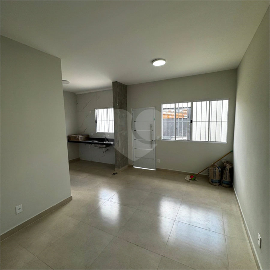 Casa à venda com 3 quartos, sendo 1 suíte, em Jardim Bom Sucesso, Indaiatuba, SP