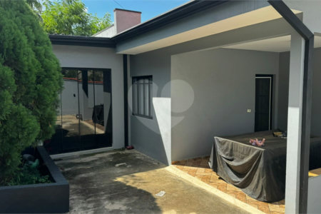Casa à venda com 8 quartos, sendo 3 suítes,  no condomínio Terras de Santa Rosa, Salto - SP