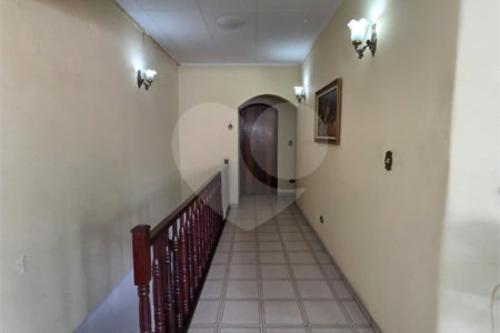 Sobrado à venda ou para alugar com 6 quartos, sendo 2 suítes, em Santana, São Paulo, SP