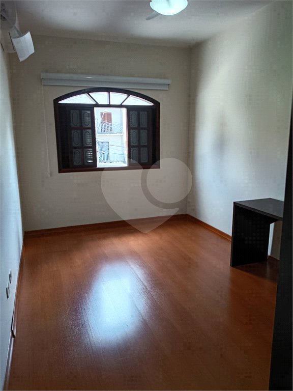 Casa à venda com 3 quartos, sendo 1 suíte, em Chácara Jafet, Mogi das Cruzes, SP
