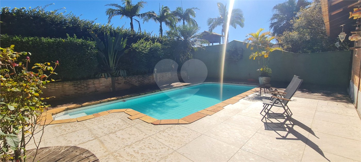 Casa à venda com 4 suítes em Serra da Cantareira, Mairiporã, SP