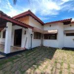 Casa à venda com 3 quartos, sendo 1 suíte, no condomínio Outeiro Das Flores, Itupeva - SP
