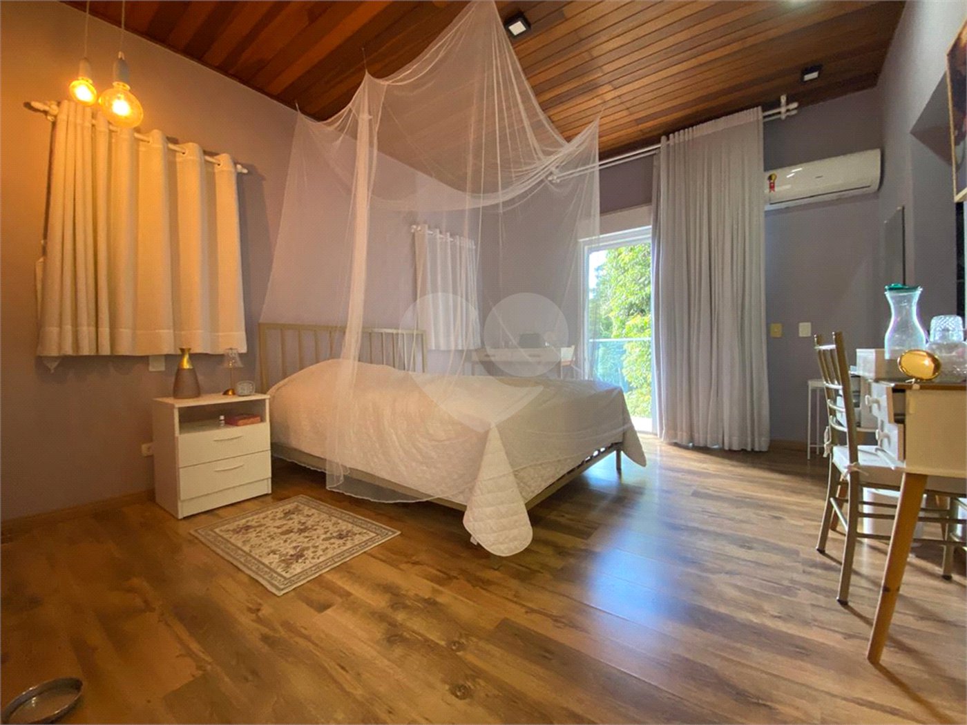 Casa à venda com 4 suítes no condomínio Alpes da Cantareira, Mairiporã - SP