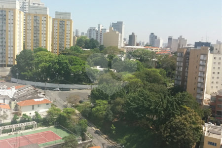 Excelente studio à venda, 45 m², novo, apresentando armários planejados, ar-condicionado e lazer total