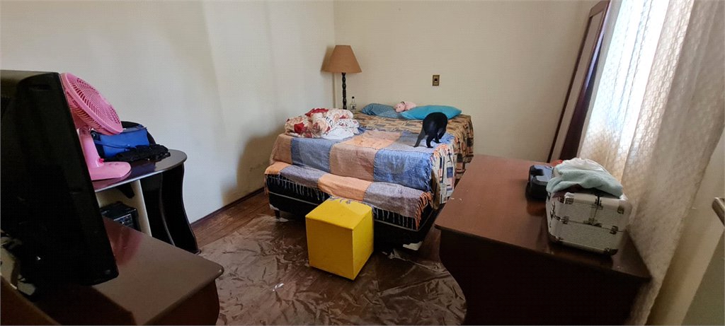 Casa térrea para venda em Araraquara.