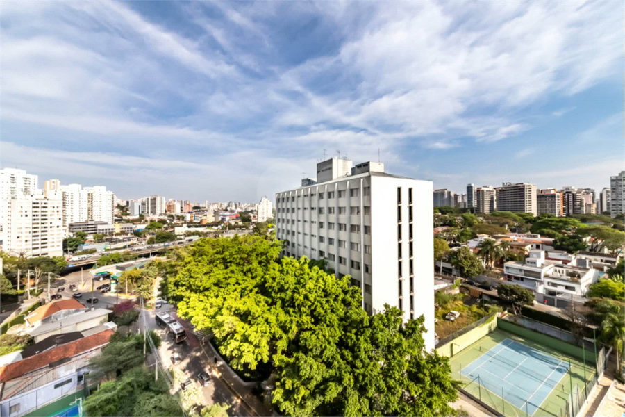 Vila Clementino - 161 m² | 2 dormitórios, com possibilidade de 3 | suíte master | 3 vagas | depósito