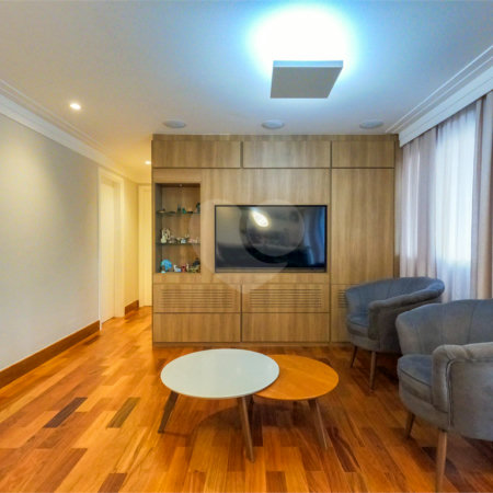 Apartamento à venda com 3 suítes em Vila Dom Pedro I, São Paulo, SP
