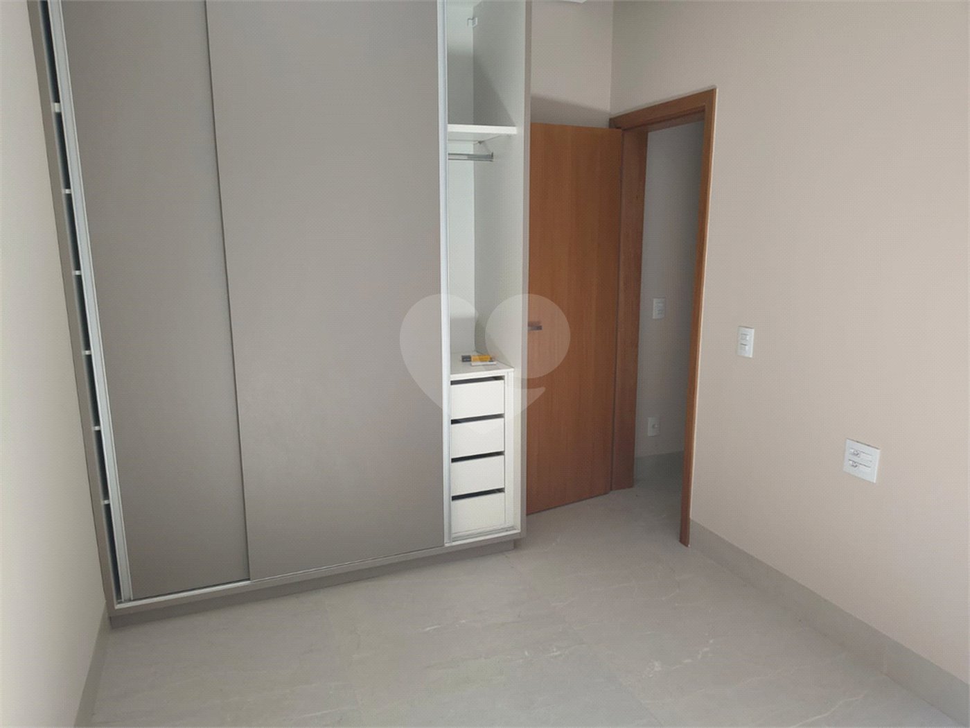 Casa à venda com 3 suítes no condomínio Valencia Gracia, Ribeirão Preto - SP