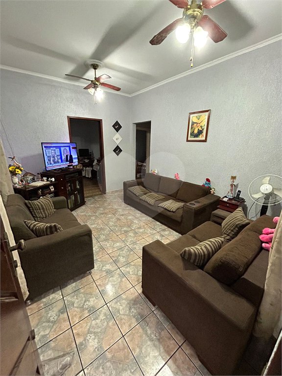 Casa à venda com 3 quartos em Parque Sonia, São Paulo, SP