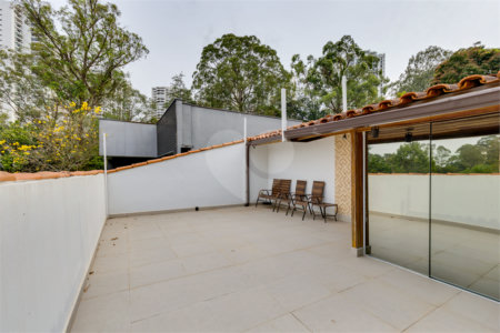 Casa à venda com 4 suítes em Jardim Marajoara, São Paulo, SP
