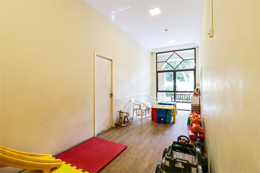Apartamento à venda com 4 quartos, sendo 3 suítes, em Brooklin Paulista, São Paulo, SP