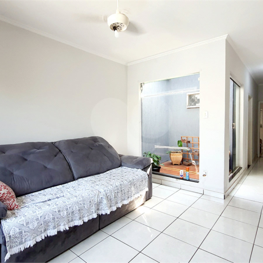 Casa à venda com 3 quartos, sendo 1 suíte, em Campos Elíseos, Ribeirão Preto, SP