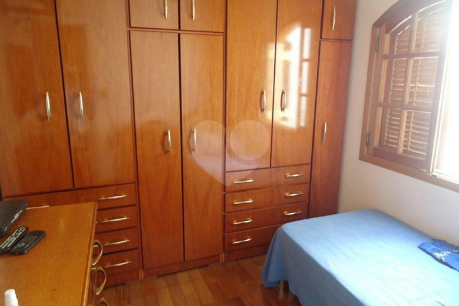 Sobrado à venda com 3 quartos, sendo 1 suíte, em Jardim Virginia Bianca, São Paulo, SP