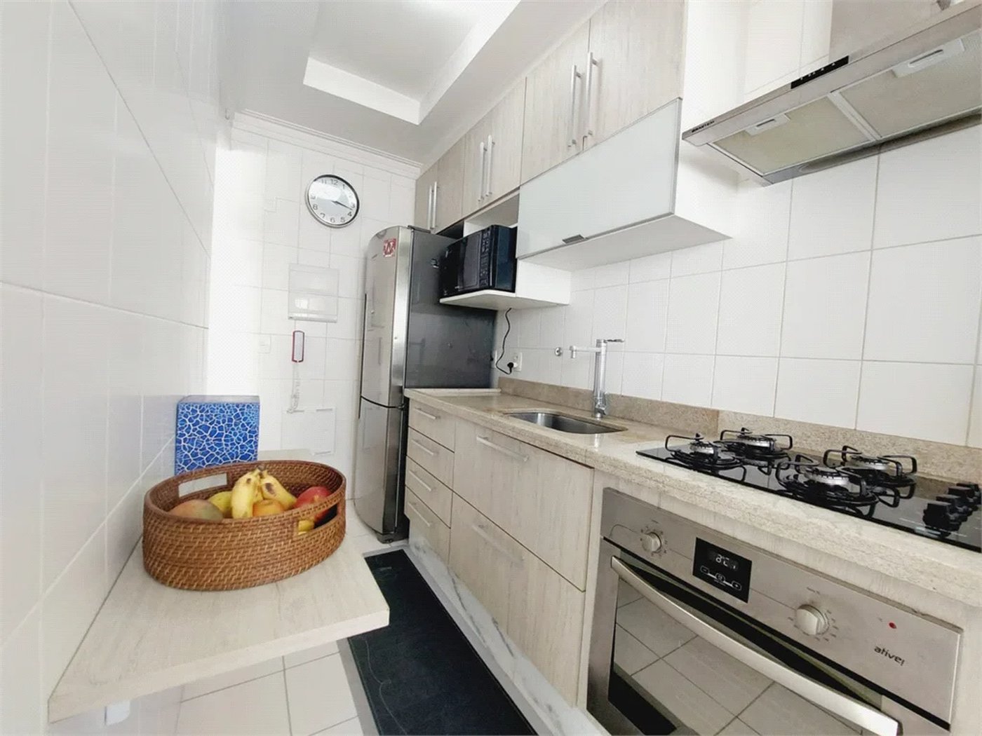 Apartamento à venda com 2 quartos, sendo 1 suíte,  em Vila Anastácio, São Paulo, SP