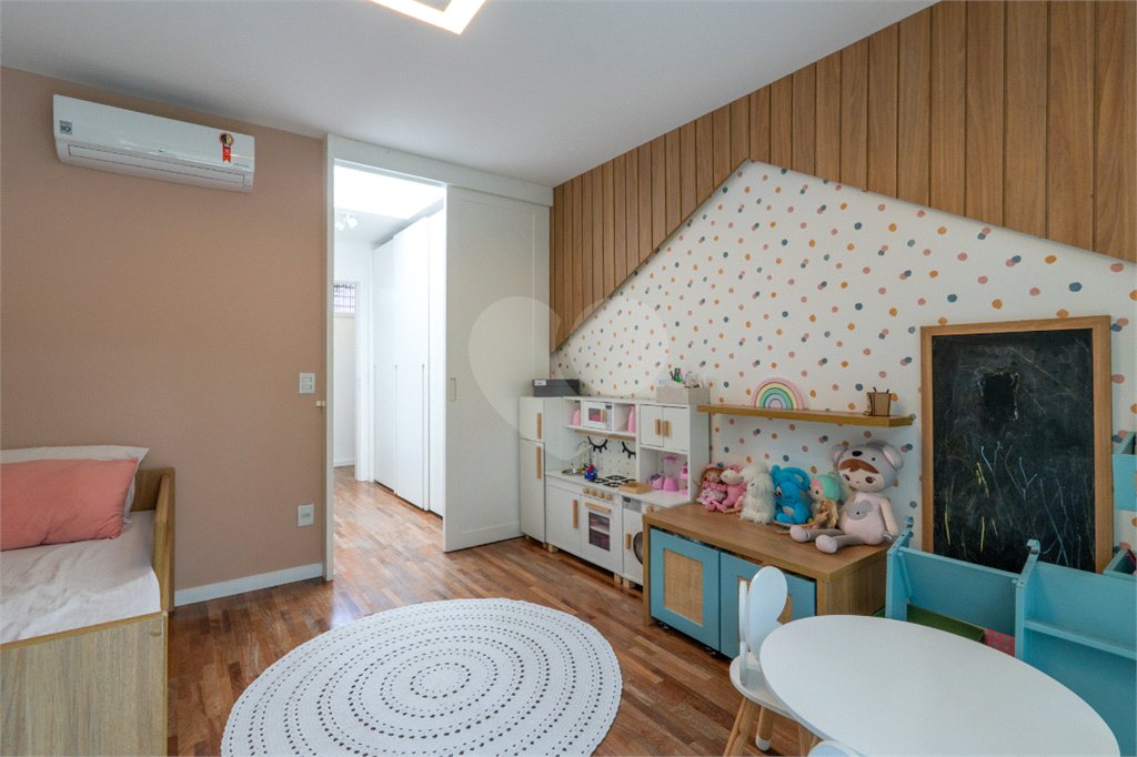 Casa à venda com 3 suítes no condomínio Modernne, São Paulo - SP