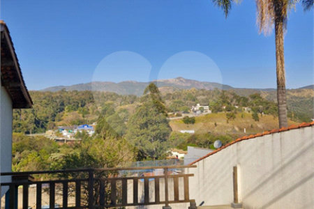 Chácara à venda com 3 quartos, sendo 1 suíte, em Jardim Estância Brasil, Atibaia, SP