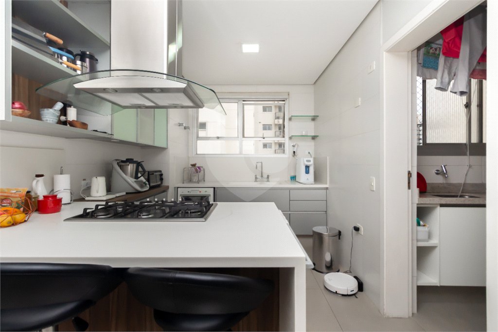 Apartamento à venda com 2 quartos, sendo 1 suíte, em Campo Belo, São Paulo, SP