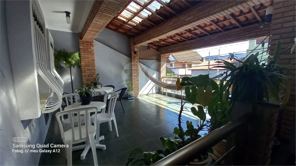 Sobrado à venda com 4 quartos, sendo 1 suíte, em Tremembé, São Paulo, SP