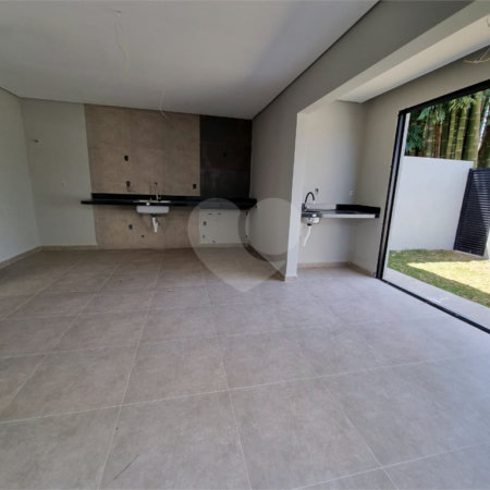 Casa à venda com 2 suítes no condomínio Residencial Vue26, Atibaia - SP