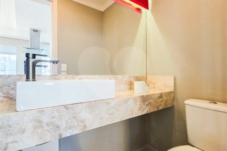 Apartamento à venda com 2 suítes em Vila Andrade, São Paulo, SP