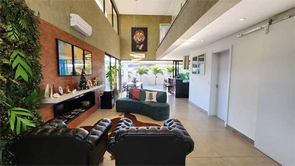 Casa à venda com 3 suítes no condomínio Campos do Conde I e II, Sorocaba - SP