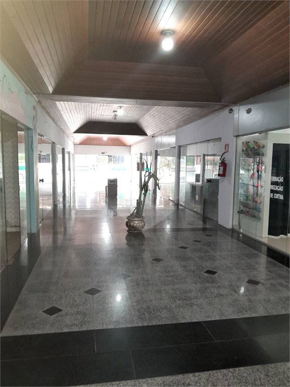 Loja para alugar em Vila Santo Antônio, Cotia, SP