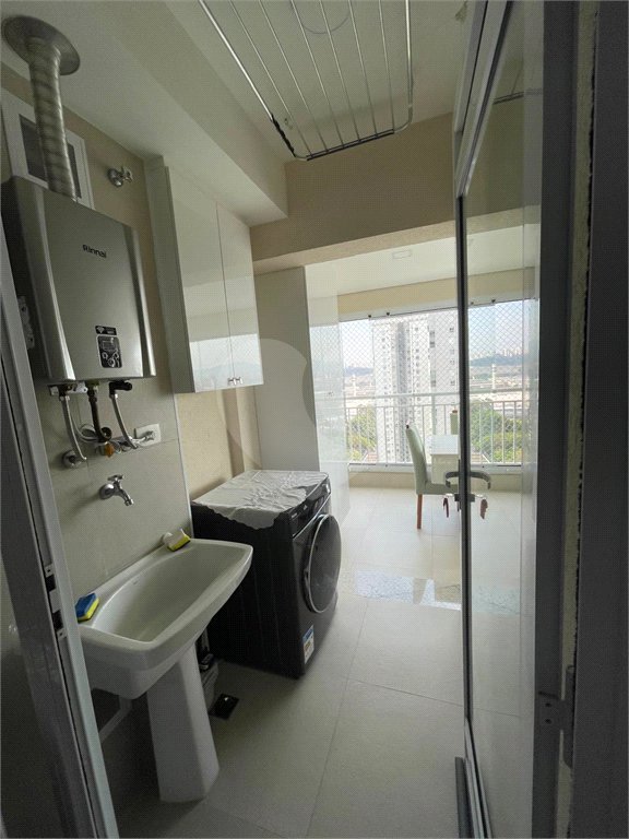 Apartamento à venda com 2 quartos, sendo 1 suíte, em Vila Anastácio, São Paulo, SP