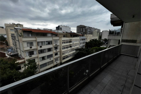 Apartamento à venda com 4 quartos, sendo 1 suíte,  em Tijuca, Rio de Janeiro, RJ
