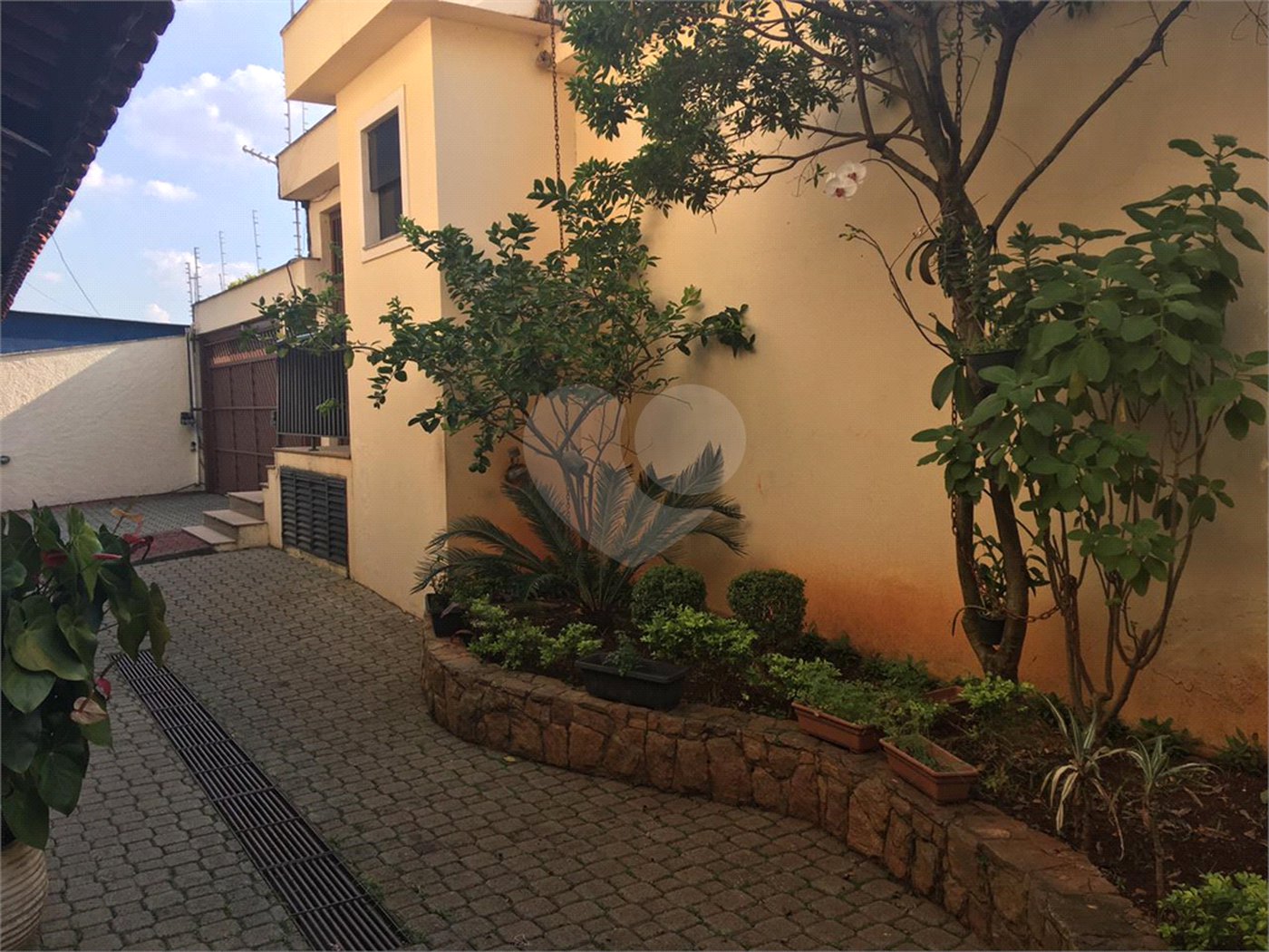 Casa à venda com 3 quartos, sendo 1 suíte, no condomínio Morada de Itapuã, São Paulo - SP
