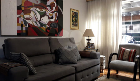 Sobrado à venda com 5 quartos, sendo 1 suíte,  em Jardim Caravelas, São Paulo, SP