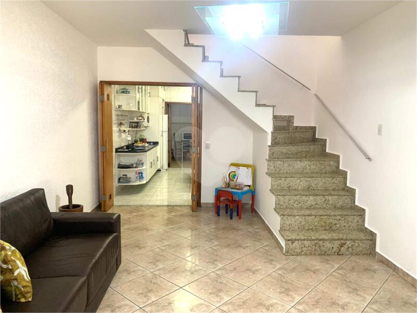 Sobrado à venda com 3 quartos, sendo 1 suíte, em Vila Nova Cachoeirinha, São Paulo, SP