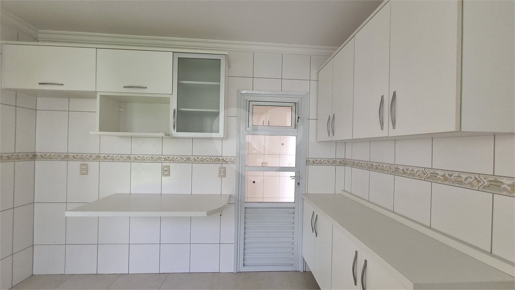 Casa à venda ou para alugar com 3 quartos, sendo 1 suíte,  no condomínio Residencial Villa dos Inglezes, Sorocaba - SP