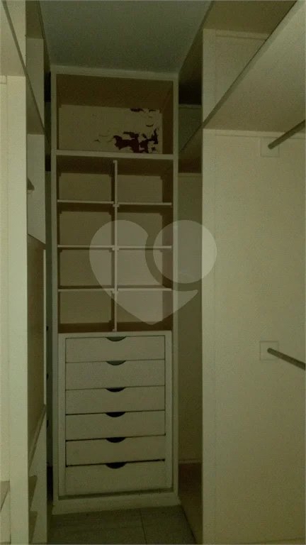 Apartamento à venda ou para alugar com 4 quartos, sendo 2 suítes,  em Vila Sônia, São Paulo, SP