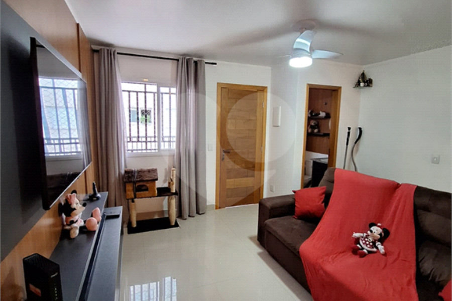 Casa à venda com 3 quartos, sendo 1 suíte, no condomínio Res San Raphael, São Paulo - SP