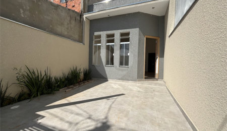 Casa de Vila à venda com 2 quartos, sendo 1 suíte,  em Parque São Bento, Sorocaba, SP