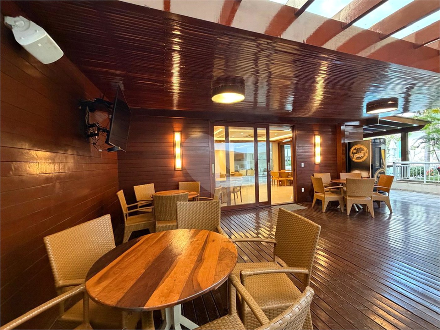 Apartamento à venda com 3 suítes em Braga, Cabo Frio, RJ