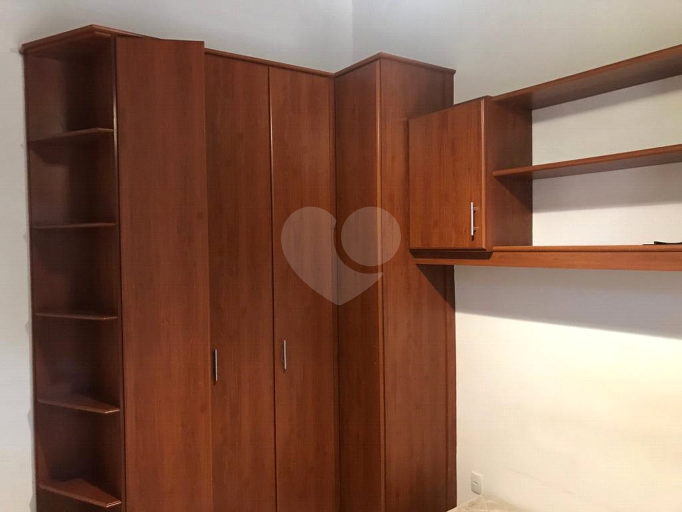 Sobrado à venda com 3 suítes em Vila Odim Antão, Sorocaba, SP
