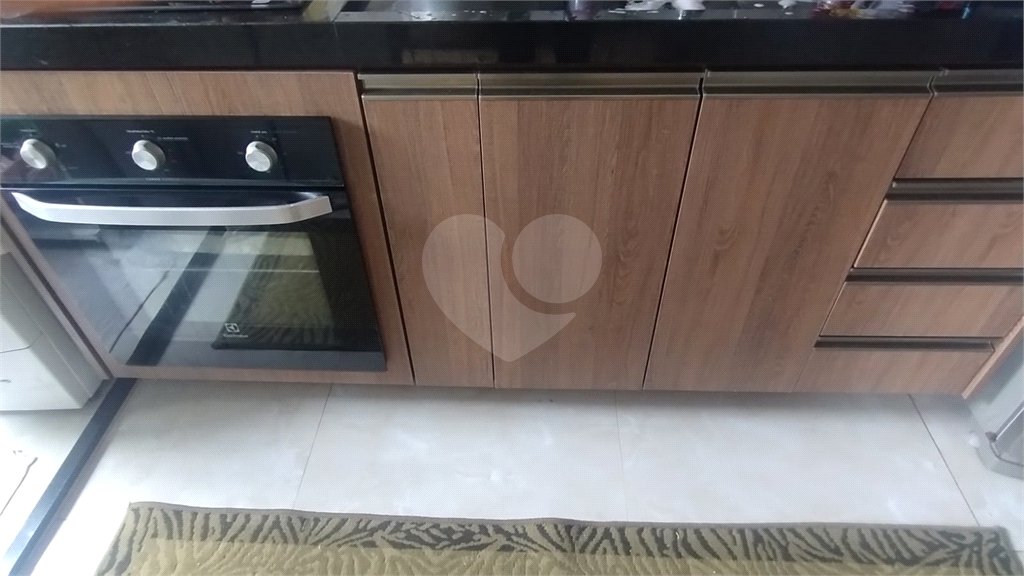 Apartamento à venda com 2 quartos em Conjunto Residencial Irai, Suzano, SP
