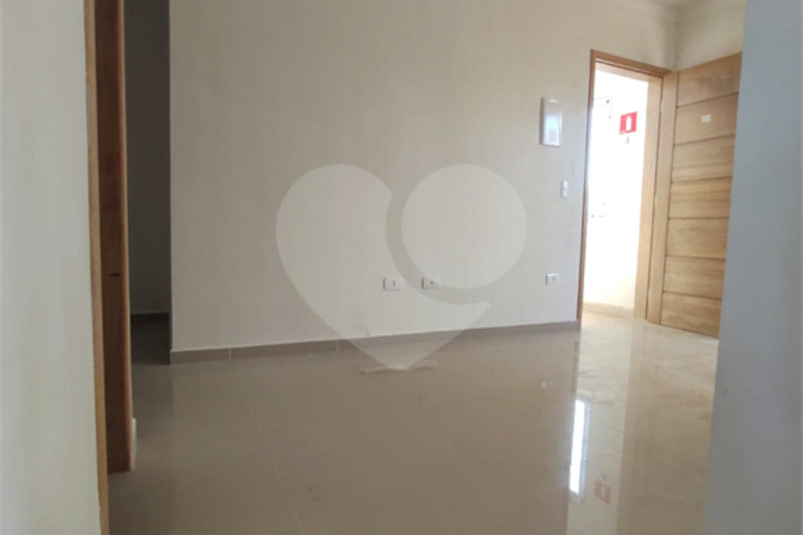 Casa à venda com 2 quartos no condomínio Ari Gomes, São Paulo - SP