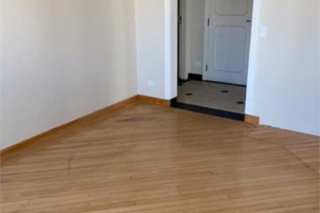 Apartamento à venda com 3 suítes em Vila Suzana, São Paulo, SP