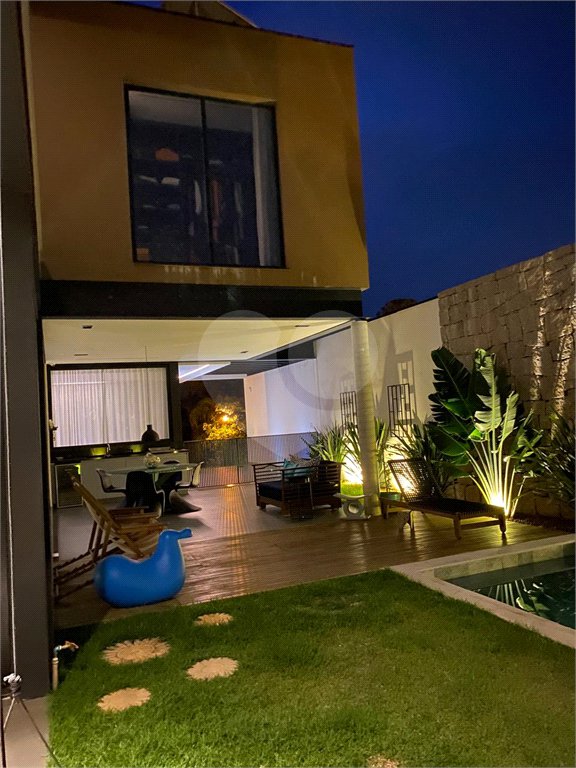 Casa à venda com 4 suítes no condomínio Villas do Golfe, Itu - SP