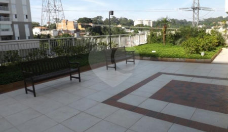 Apartamento à venda com 3 quartos, sendo 1 suíte,  em Cidade São Francisco, São Paulo, SP