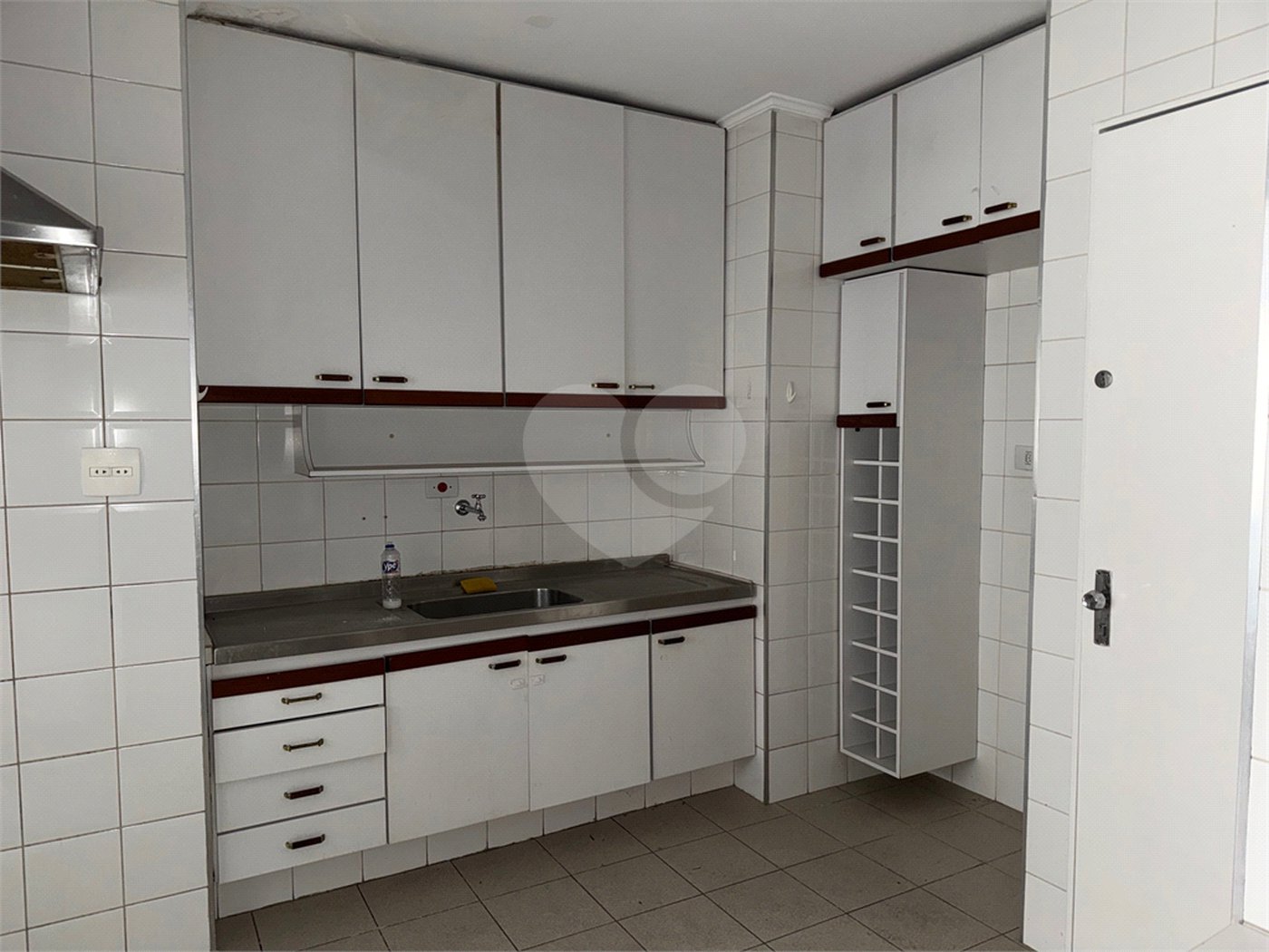 Apartamento à venda ou para alugar com 3 quartos, sendo 1 suíte,  em Jardim Paulista, São Paulo, SP