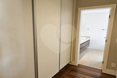 Casa à venda com 5 suítes no condomínio Jardim Vila Paradiso, Indaiatuba - SP