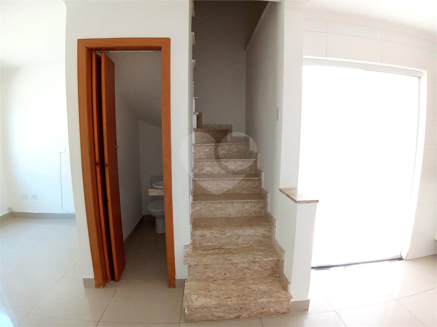 Casa à venda com 2 suítes no condomínio Residencial Vista Vila Guilherme, São Paulo - SP