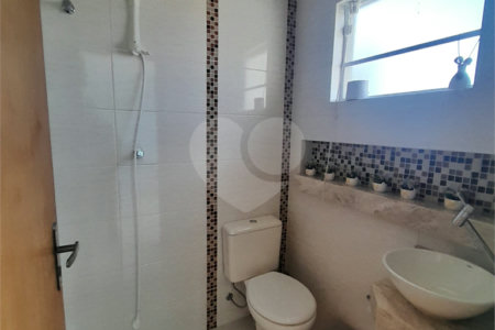 Casa à venda com 3 quartos, sendo 1 suíte,  em Vila Suissa, Mogi das Cruzes, SP