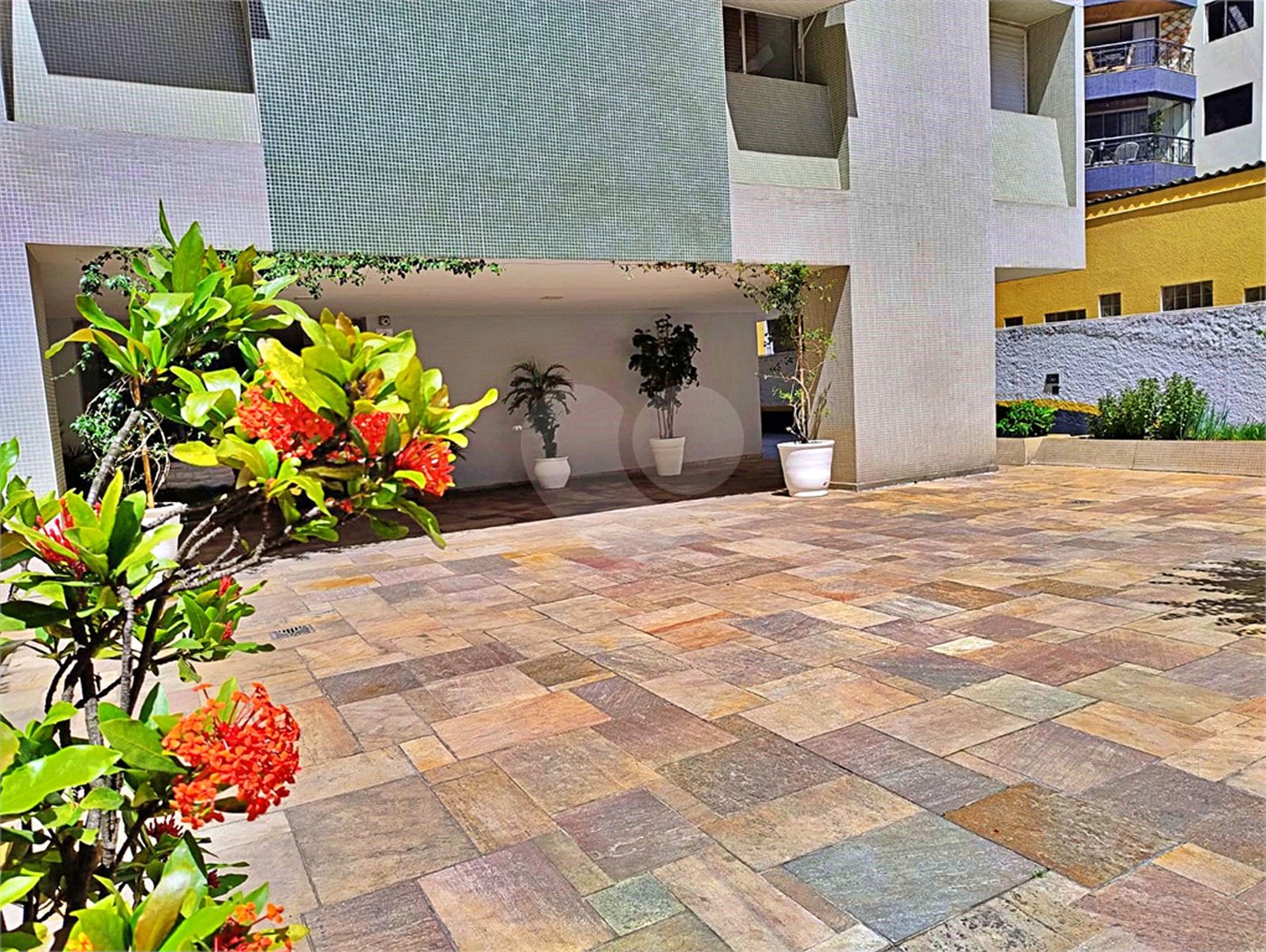 Apartamento à venda ou para alugar com 2 quartos em Itaim Bibi, São Paulo, SP