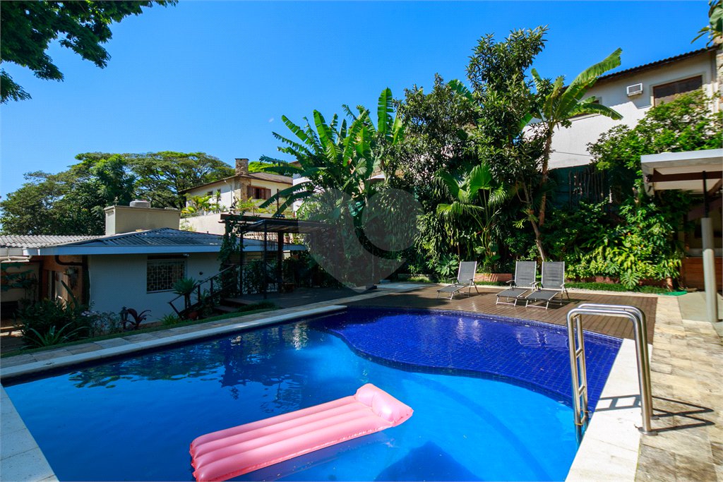 Casa Térrea à venda com 4 suítes em Brooklin Velho, São Paulo, SP
