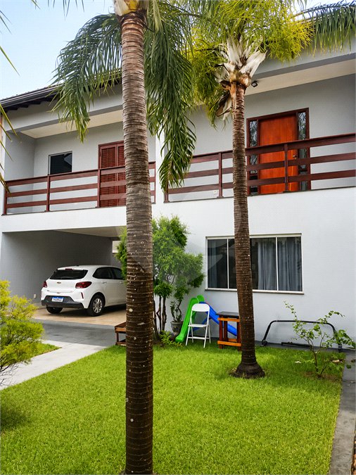 Sobrado à venda com 4 quartos, sendo 1 suíte,  em Residencial Monte Verde, Indaiatuba, SP